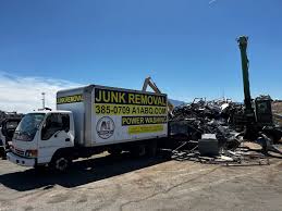 Best Property Management Cleanouts  in Lake Isabella, MI